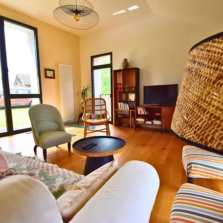 Holiday home La Grange Au Fil Du Parc Ermenonville