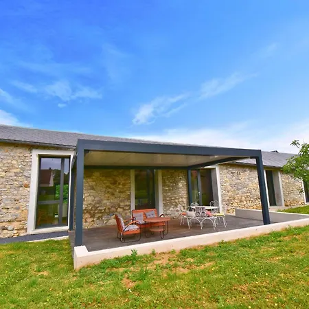 La Grange Au Fil Du Parc Holiday home